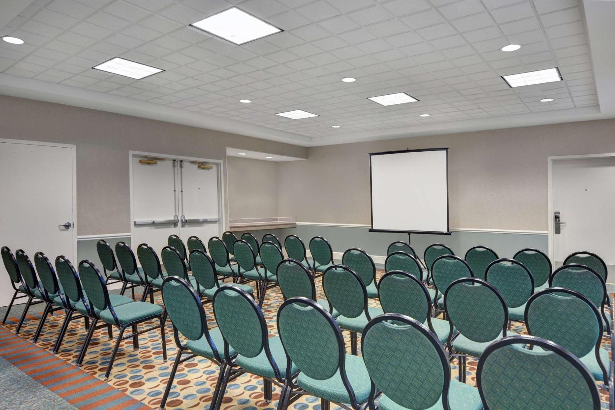 Hilton Garden Inn Jacksonville Jtb/Deerwood Park מראה חיצוני תמונה