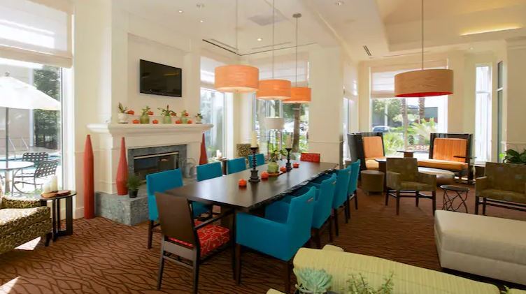 Hilton Garden Inn Jacksonville Jtb/Deerwood Park מראה חיצוני תמונה